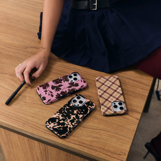 Betty - iPhone 13 Pro Max Case 25