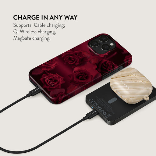 Femme Fatale - Magnetic Power Bank 4