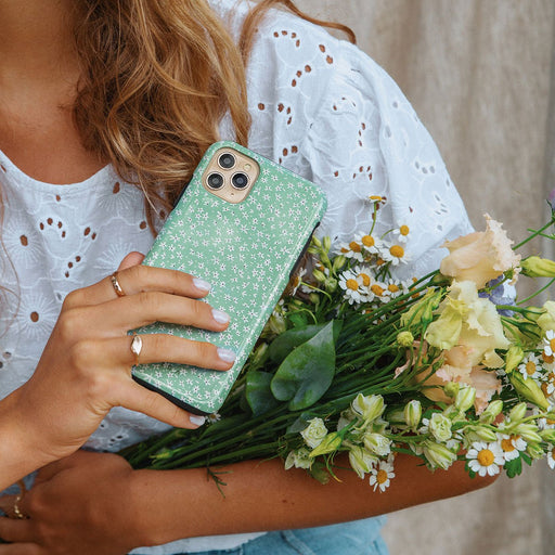 Lush Meadows - Floral Samsung Galaxy Note 20 Ultra 4G / 5G Case 11