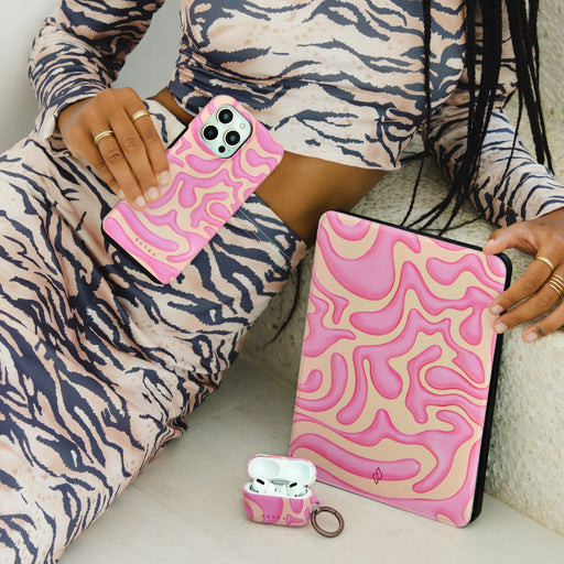 Hot Pink Leopard AirPod Case –